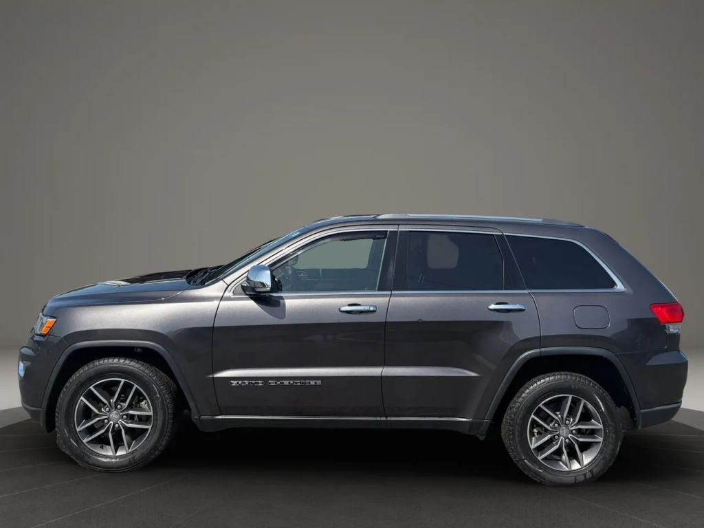 jeep grand cherokee 2017 1C4RJFBT0HC820233 image jeep grand cherokee 2017 1C4RJFBT0HC820233 image